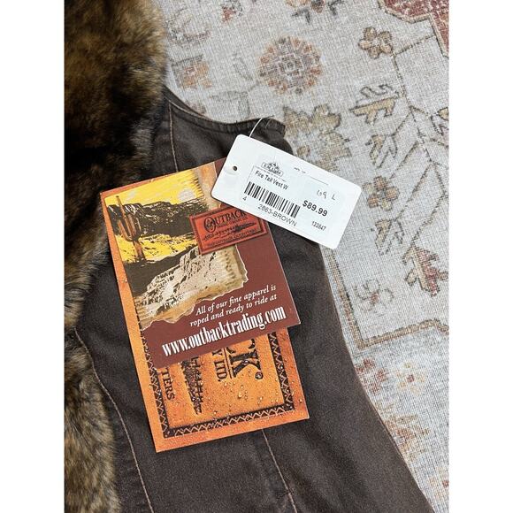 Outback Trading Company Fire Tail Vest Womens Size L Faux Fur - Picture 9 of 10